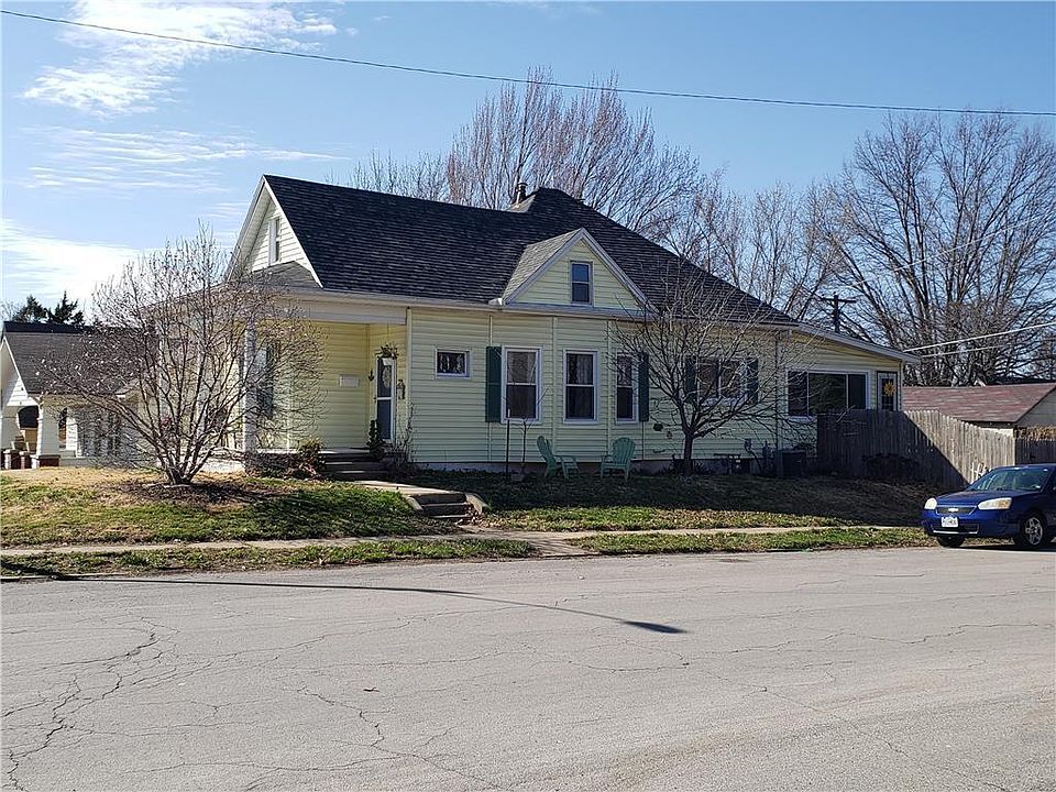 1st image of 2843 Sylvanie St