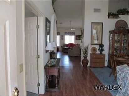 2nd image of 1914 E Clear Lake Dr