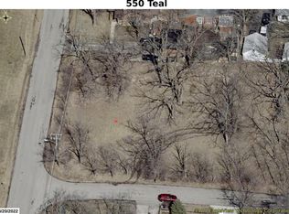 550 Teal Ave, Elgin, IL 60123