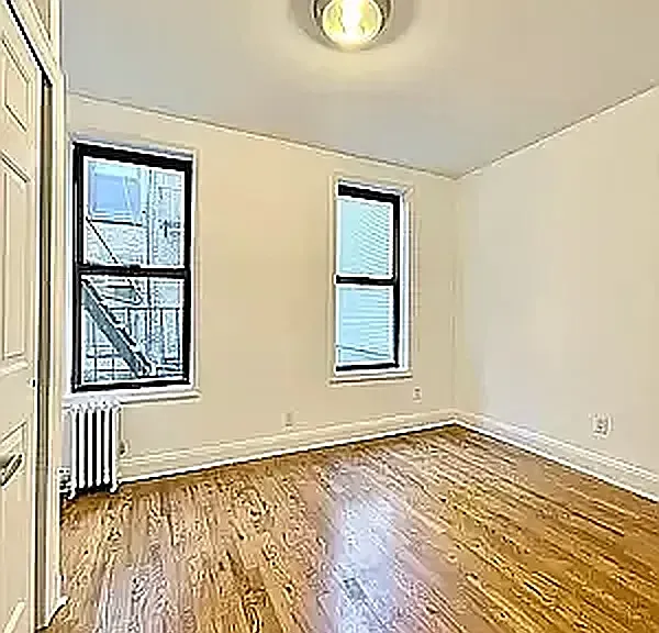 507 E 73rd St #7 — Photo 1