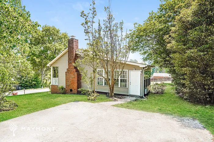 205 Branch Hill Dr — Photo 11