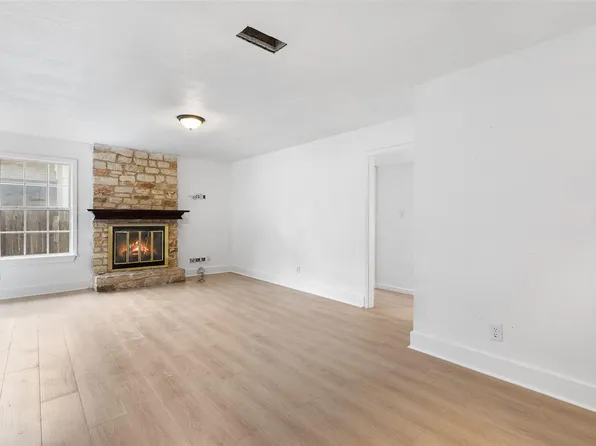 1010 N Bird Creek Dr #B, Austin, TX 78758