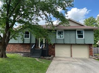 3859 S Hillcrest Ave, Springfield, MO 65807