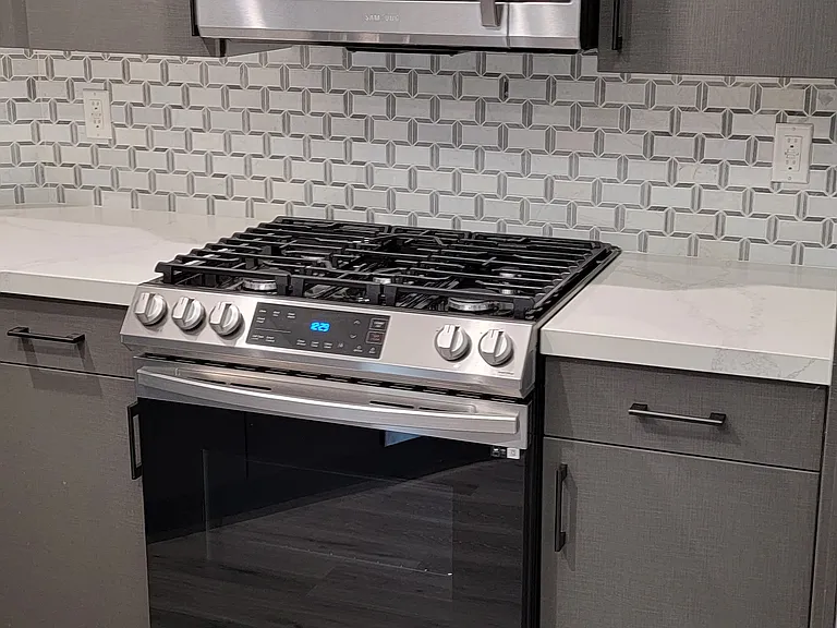 723 N Westmount Dr #303 — Photo 7