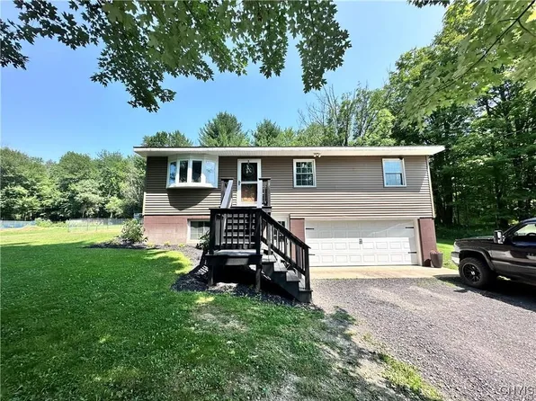 8427 Edwards Rd, Holland Patent, NY 13440