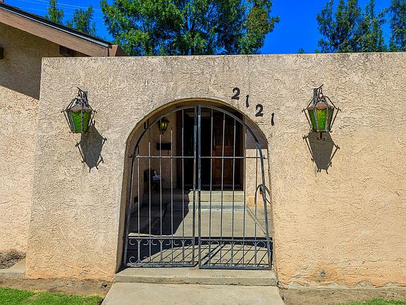 4th image of 2121 Cumberland Dr