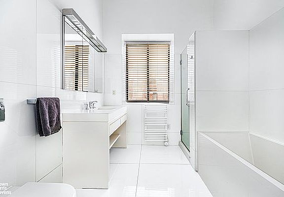 5th image of 19 Bond St APT 4A