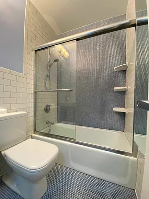 Rented by Levan Real Estate | media 9