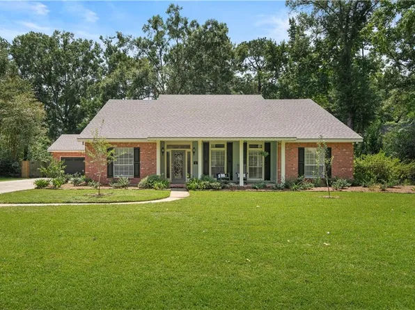 6 Colony Trail Dr, Mandeville, LA 70448