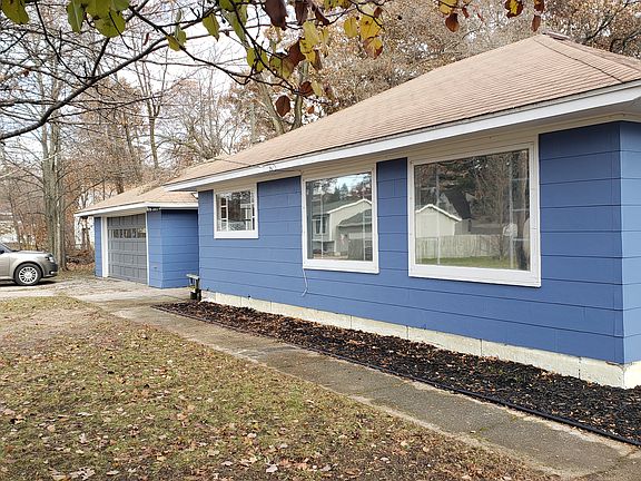 2nd image of 2330 Madalene Ave