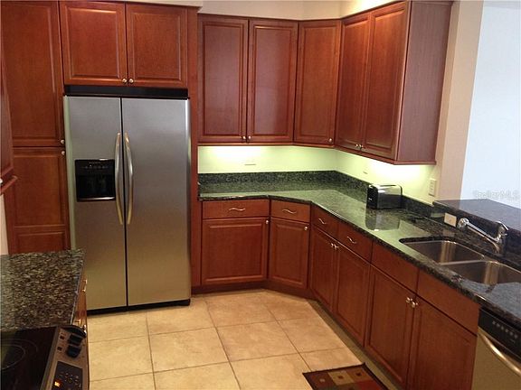 2nd image of 624 Wells Ct Unit 201