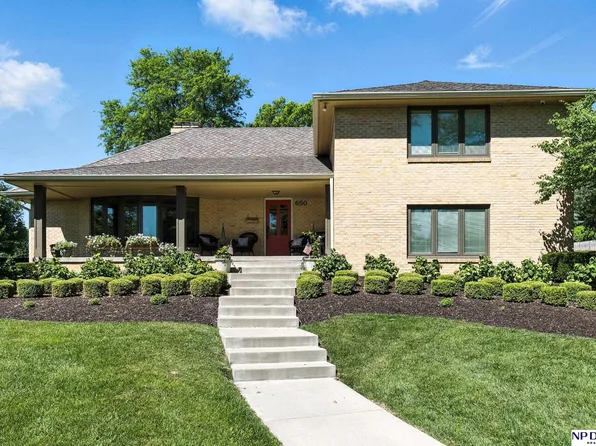 650 N 63rd St, Omaha, NE 68132