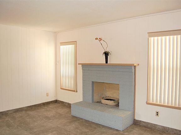 4th image of 3505 Breckenridge Dr