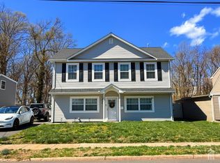 39 Caldwell Rd, Edison, NJ 08817