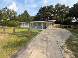 909 Clearview Ave, Pensacola, FL 32505