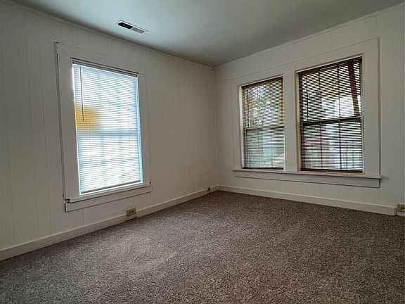 2nd image of 1020 E Harrison Ave