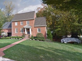 4056 James River Rd, New Albany, OH 43054