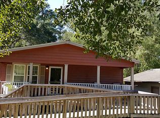 1516 W Creek Dr, Conroe, TX 77304