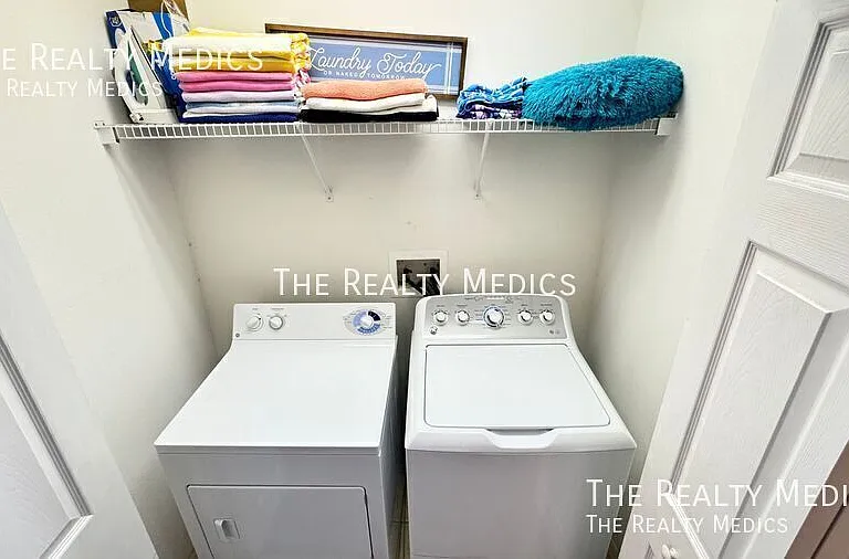 4802 Cumbrian Lakes Dr — Photo 59