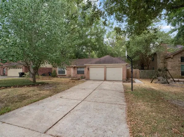3318 Golden Willow Dr, Humble, TX 77339