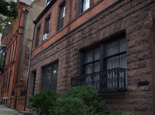 1033 N Calvert St APT 2R, Baltimore, MD 21202