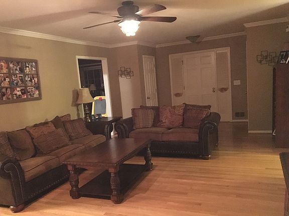 3rd image of 48 Farmington Dr