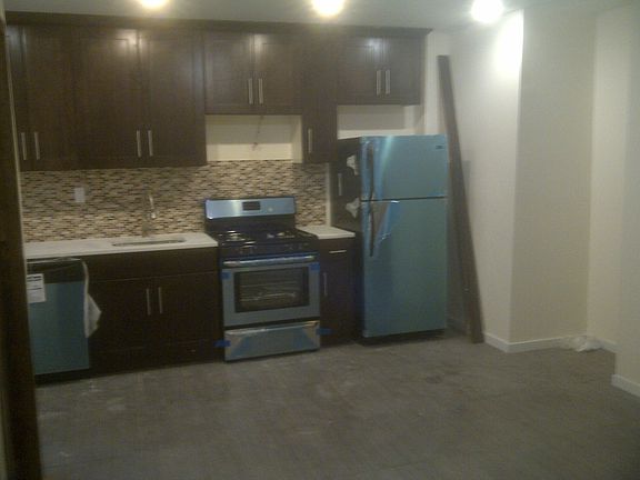 2nd image of 9009 Rockaway Blvd