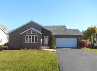 3451 S State St, Crete, IL 60417