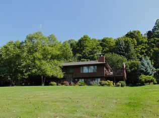 W4897 Escarpment Ter, Sherwood, WI 54169