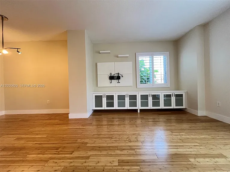 10 Aragon Ave #614 — Photo 10