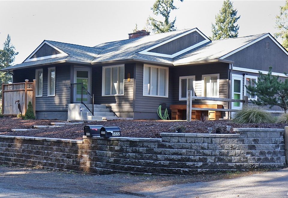 2nd image of 3212 NE 30th St