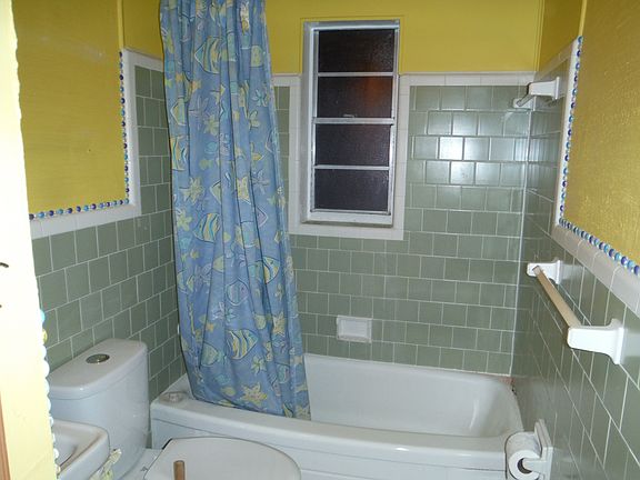 2nd image of 3612 Tarpon Dr
