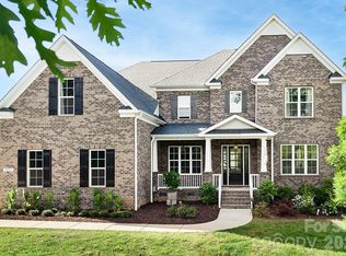 2054 Belle Grove Dr, Waxhaw, NC 28173