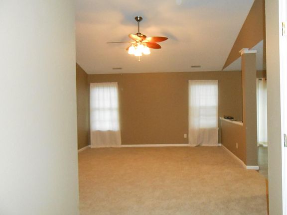 4th image of 15376 Wolf Run Ct