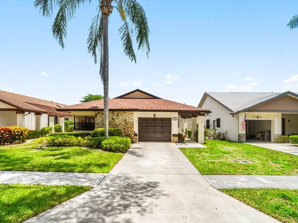 4932 Boxwood Circle, Boynton Beach, FL 33436