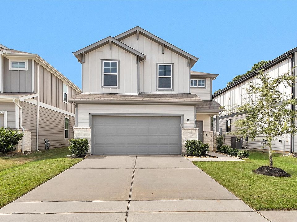 1st image of 11622 Braemar Village Dr