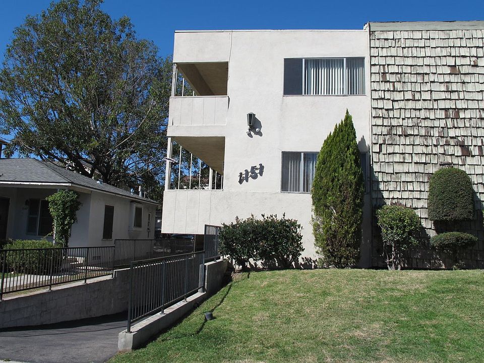 2nd image of 1151 Justin Ave APT 7