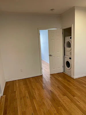 Rented by Eric Goodman Realty Corp | media 9