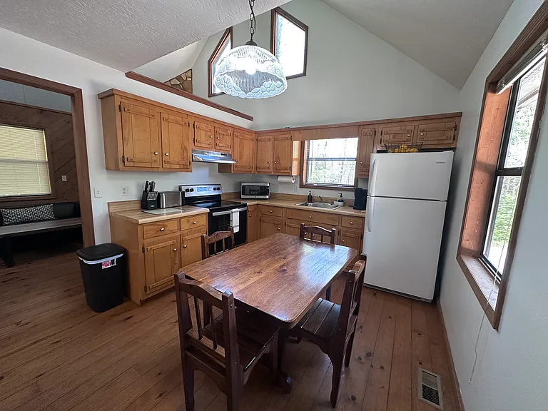 140 Alpine Way #140 — Photo 4