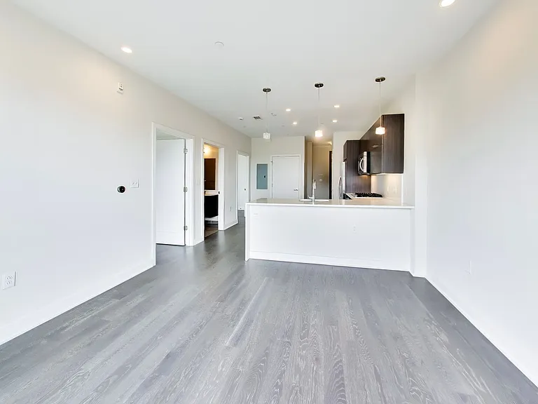 1350 Maryland Ave NE #316 — Photo 5