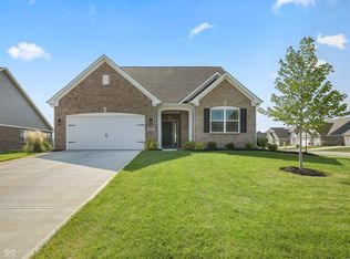 1692 S Centennial Ave, New Palestine, IN 46163