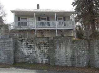 590 Newcomer Rd, Windsor, PA 17366