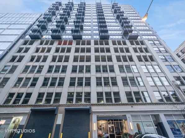 565 W Quincy St Unit 1516, Chicago, IL 60661