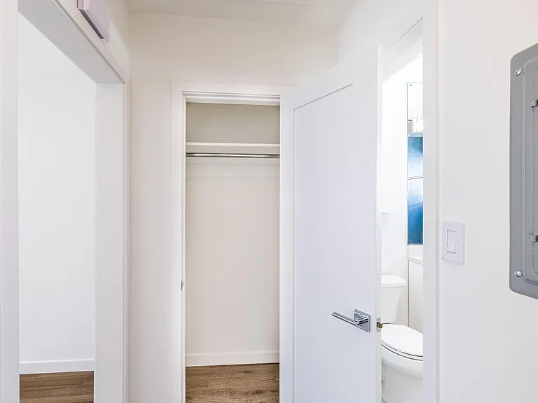 1026 6th St #1028D — Photo 7
