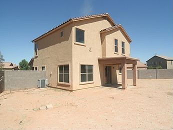 3rd image of 2745 N Maria Ln