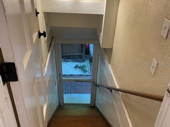 2nd image of 807 1/2 S Fremont Ave