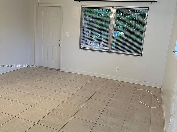 5th image of 22851 SW 157th Ave #1
