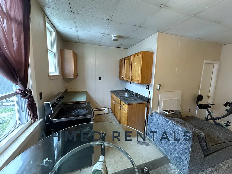 871 Congress St #4 — Photo 4