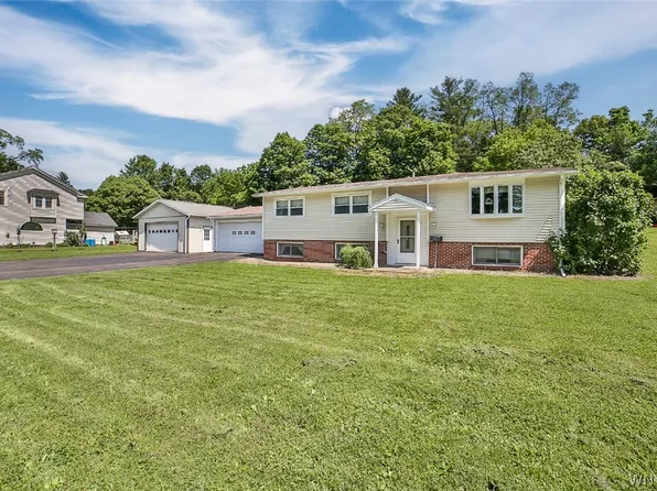 122 Mill St, Springville, NY 14141