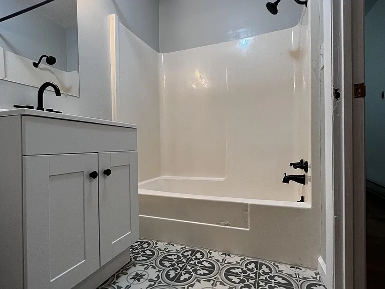 102 Brohard Dr — Photo 7